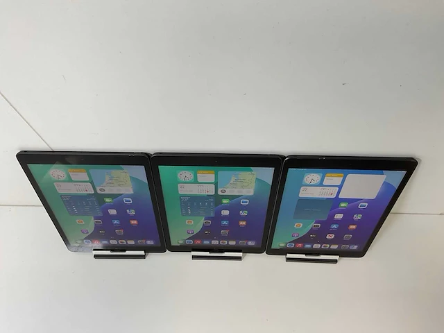 Apple ipad 7th gen - wifi - 32 gb - space gray (3x) - afbeelding 4 van  9