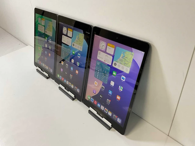 Apple ipad 7th gen - wifi - 32 gb - space gray (3x) - afbeelding 3 van  9