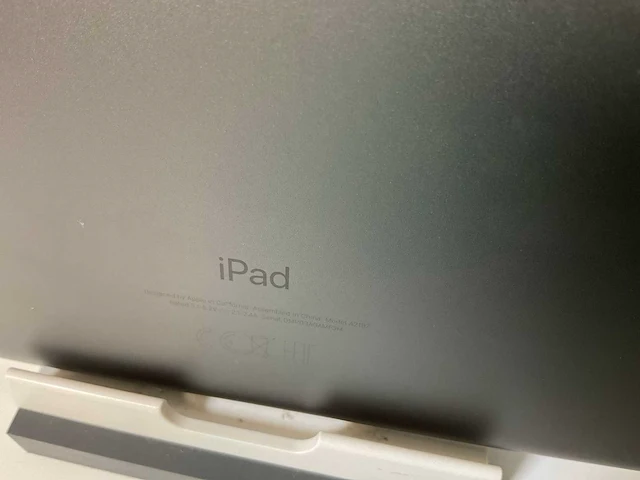 Apple ipad 7th gen - wifi - 32 gb - space gray (3x) - afbeelding 9 van  9