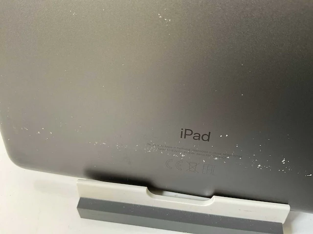 Apple ipad 7th gen - wifi + cellular - 128 gb - space gray (2x) - afbeelding 7 van  7
