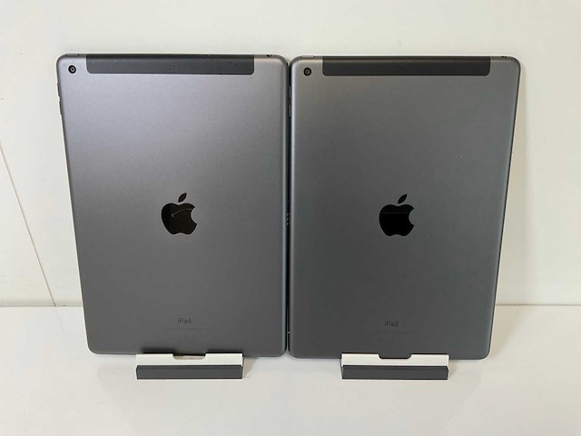 Apple ipad 7th gen - wifi + cellular - 32 gb - space gray (2x) - afbeelding 6 van  8