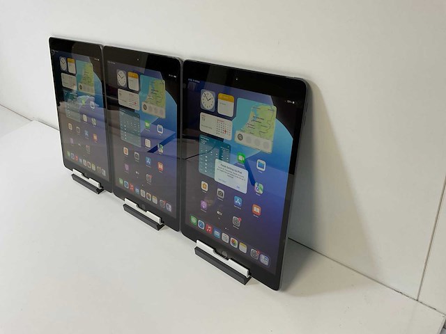 Apple ipad 7th gen - wifi + cellular - 32 gb - space gray (3x) - afbeelding 3 van  9