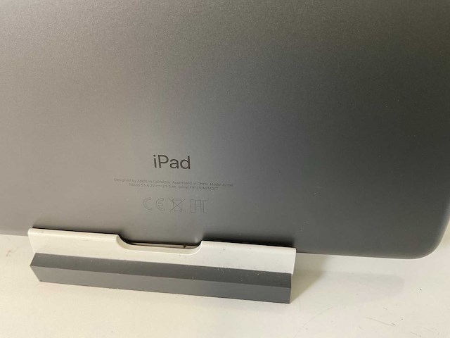 Apple ipad 7th gen - wifi + cellular - 32 gb - space gray (3x) - afbeelding 7 van  9