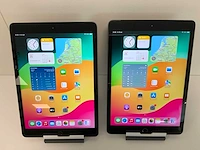 Apple ipad 8th gen - wi-fi & cellular - 32 gb - space gray (2x) - afbeelding 1 van  6
