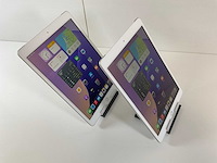 Apple ipad 8th gen - wifi + cellular - 128 gb - silver (2x) - afbeelding 3 van  7