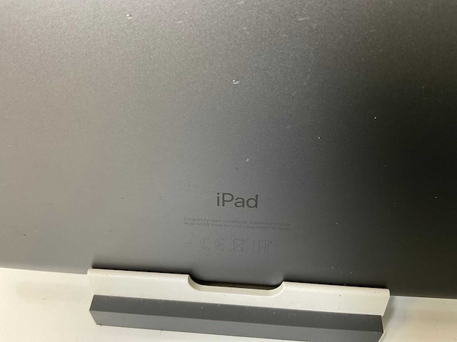 Apple ipad 8th gen - wifi + cellular - 32 gb - space gray (3x) - afbeelding 9 van  9