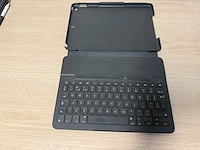 Apple ipad 8th gen met keyboard en apple pen - afbeelding 5 van  5