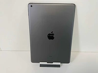 Apple ipad 9th gen (2021) 10.2”,- wi-fi - 64 gb - space gray - afbeelding 4 van  5