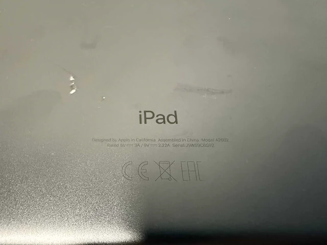 Apple ipad 9th gen met keyboard en apple pen - afbeelding 3 van  5