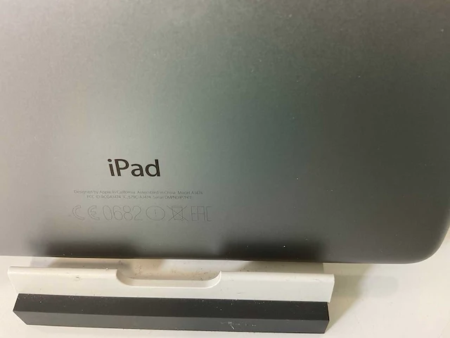 Apple ipad air - wifi - 32 gb - space gray (3x) - afbeelding 7 van  9