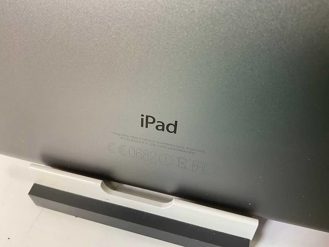 Apple ipad air - wifi - 32 gb - space gray (3x) - afbeelding 9 van  9