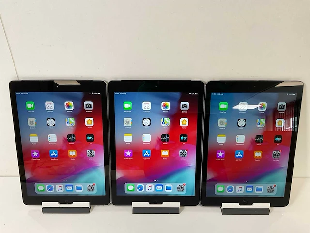 Apple ipad air - wifi + cellular - 32 gb - space gray (3x) - afbeelding 1 van  9