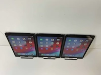 Apple ipad air - wifi + cellular - 32 gb - space gray (3x) - afbeelding 2 van  9