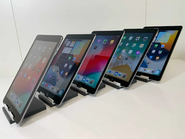 Apple ipad air 2 - wi-fi & cellular - 32 gb - space gray (5x) - afbeelding 3 van  4