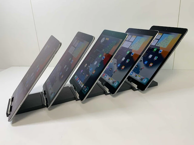 Apple ipad air 2 - wi-fi & cellular - 64 gb - space gray (5x) - afbeelding 4 van  6