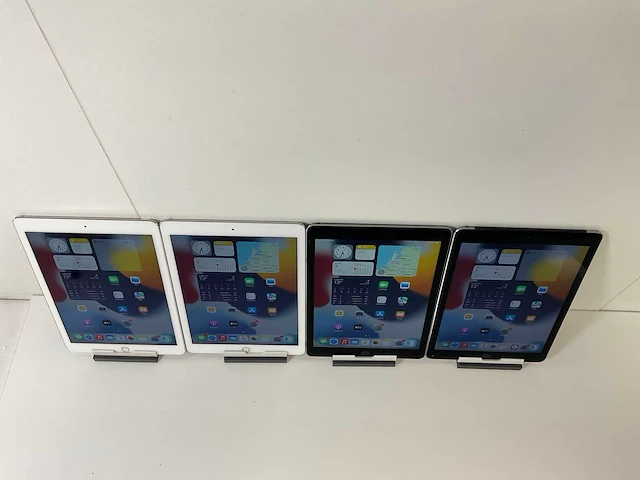 Apple ipad air 2 - wifi - 16 gb - silver / space gray (4x) - afbeelding 3 van  10