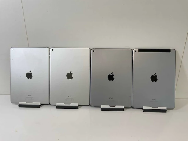 Apple ipad air 2 - wifi - 16 gb - silver / space gray (4x) - afbeelding 7 van  10