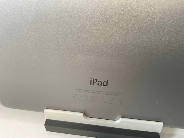 Apple ipad air 2 - wifi - 16 gb - silver / space gray (4x) - afbeelding 8 van  10