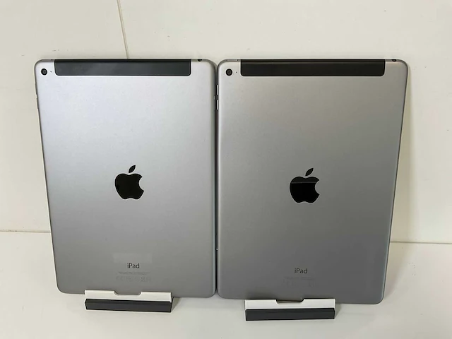 Apple ipad air 2. 9.7” - wifi + cellular - 32 gb / 64 gb - space gray (2x) - afbeelding 6 van  8