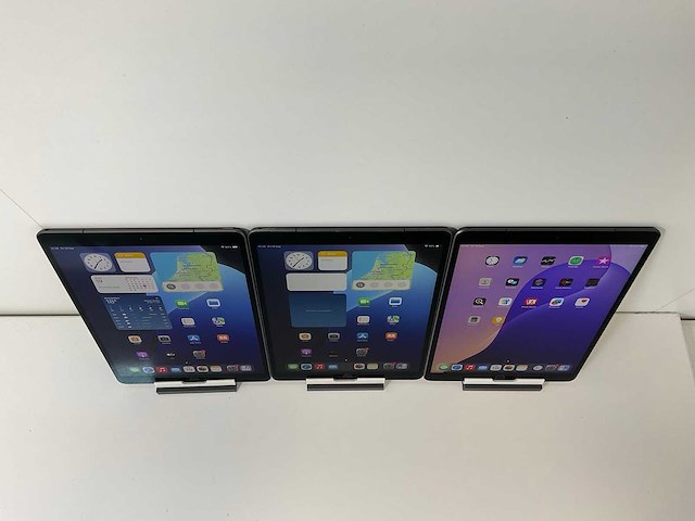 Apple ipad air 3rd gen - wifi + cellular - 256 gb - space gray (3x) - afbeelding 2 van  9