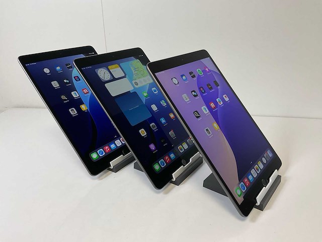 Apple ipad air 3rd gen - wifi + cellular - 256 gb - space gray (3x) - afbeelding 4 van  9