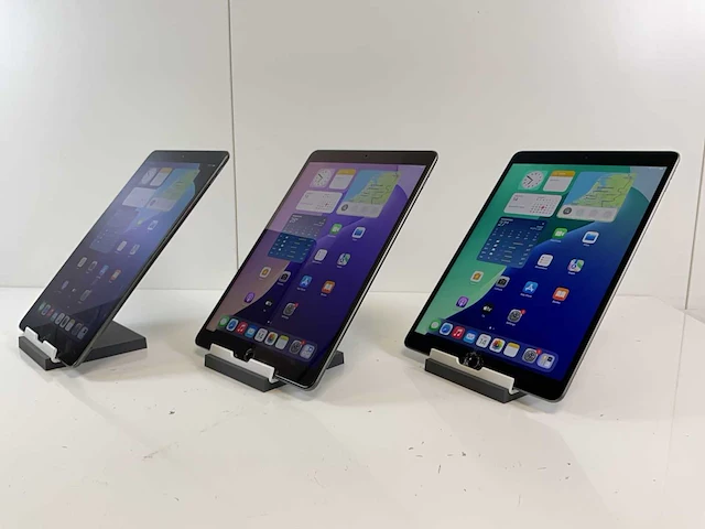Apple ipad air 3rd gen 10,5”, wifi + cellular - 64 gb / 256 gb - space gray (3x) - afbeelding 5 van  10