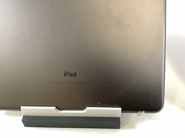 Apple ipad air 3rd gen 10,5”, wifi + cellular - 64 gb / 256 gb - space gray (3x) - afbeelding 7 van  10