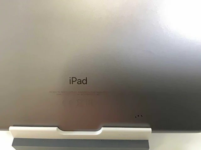 Apple ipad air 3rd gen 10,5”, wifi + cellular - 64 gb / 256 gb - space gray (3x) - afbeelding 9 van  10