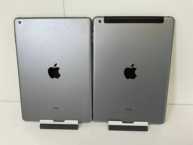 Apple ipad air 9.7” - wifi + cellular - 16 gb - space gray (2x) - afbeelding 6 van  8