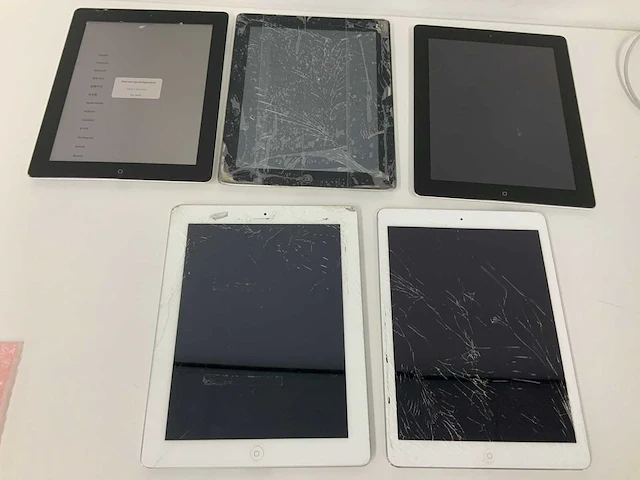 Apple ipad air (wi-fi + cellular) 32gb silver (5x) - afbeelding 2 van  3