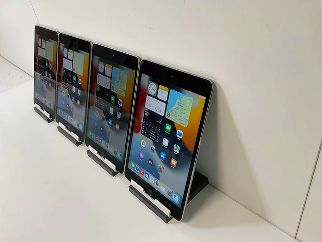 Apple ipad mini 4 - wifi - 128 gb - space gray (4x) - afbeelding 6 van  10