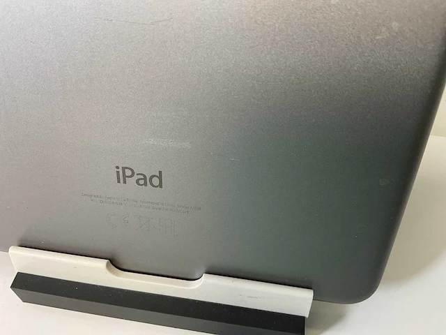 Apple ipad mini 4 - wifi - 128 gb - space gray (4x) - afbeelding 8 van  10