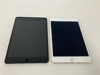 Apple ipad mini 4, 7.9-inch(2015): wi-fi + cellular, 128gb, space gray (2x) - afbeelding 2 van  3