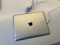 Apple ipad model a1395. 16gb. met lader. margeproduct - afbeelding 2 van  2