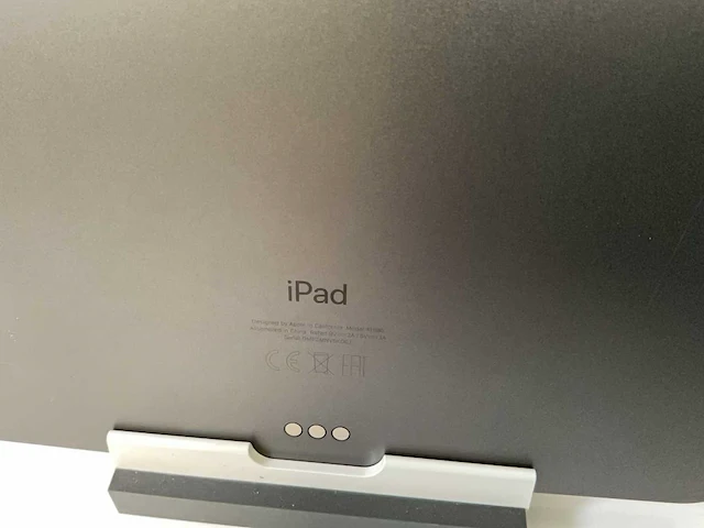 Apple ipad pro 11” - wifi - 64 gb - space gray - afbeelding 6 van  6