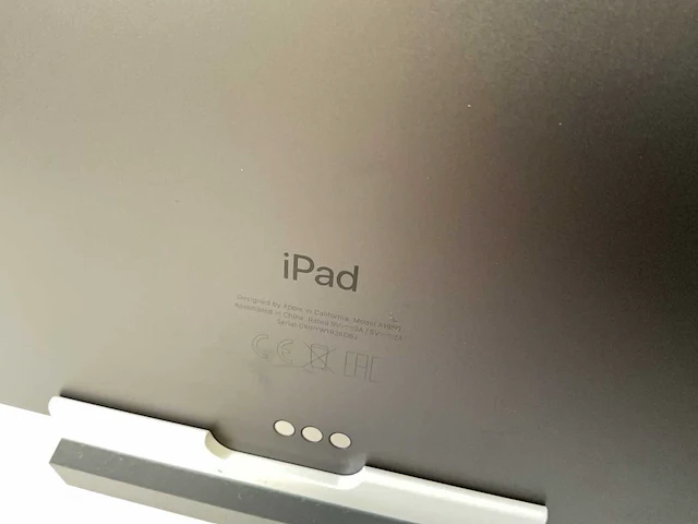 Apple ipad pro 11” - wifi - 64 gb - space gray - afbeelding 6 van  6