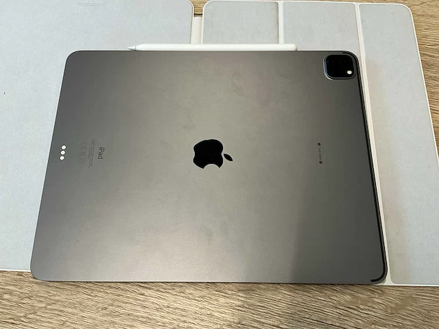 Apple ipad pro 12,9 (5th gen) 2tb tablet - afbeelding 2 van  7