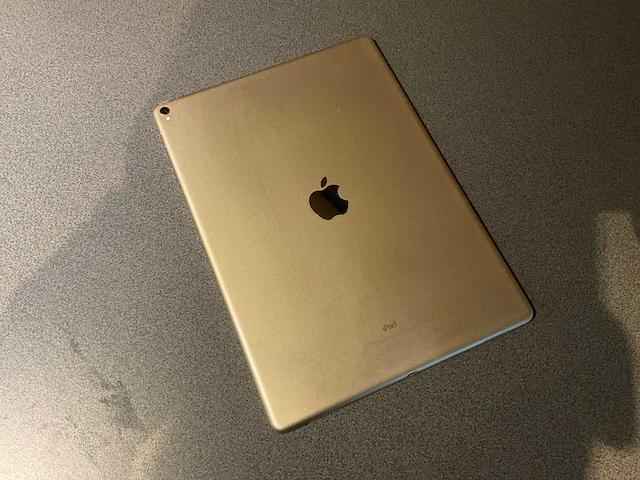 Apple ipad pro 12,9 inch (a1670) - afbeelding 5 van  7