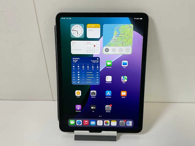Apple ipad pro 2nd gen 11” - wifi - 128 gb - space gray - afbeelding 1 van  8