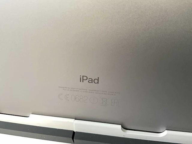 Apple ipad pro 2nd gen 12.9” - wifi - 512 gb - space gray - afbeelding 6 van  6