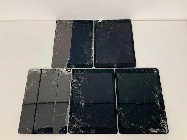 Apple ipad pro 9.7-inch wi-fi-cellular 32 gb space gray (5x) - afbeelding 2 van  3