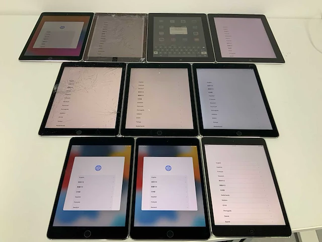 Apple ipad pro (9.7-inch) (wi-fi + cellular) (fmi) (10x) - afbeelding 1 van  3