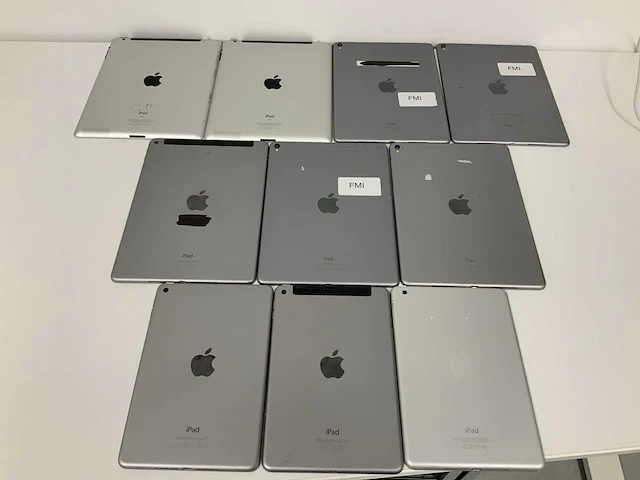Apple ipad pro (9.7-inch) (wi-fi + cellular) (fmi) (10x) - afbeelding 3 van  3