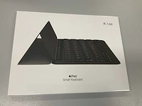 Apple ipad smart keyboard for 10.5-inch ipad pro (1st gen) ipad (7th and 8th gen) ipad air (3rd gen), qwertz german, black mx3l2d/a - afbeelding 1 van  2