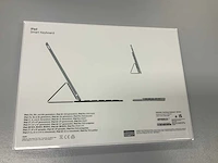 Apple ipad smart keyboard for 10.5-inch ipad pro (1st gen) ipad (7th and 8th gen) ipad air (3rd gen), qwertz german, black mx3l2d/a - afbeelding 2 van  2