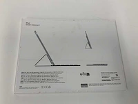Apple ipad smart keyboard for 10.5-inch ipad pro (1st gen) ipad (7th and 8th gen) ipad air (3rd gen), qwertz german, black mx3l2d/a - afbeelding 2 van  2