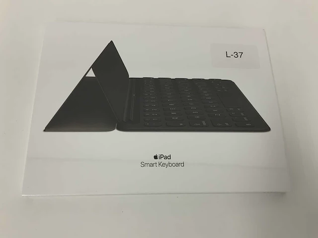 Apple ipad smart keyboard for 10.5-inch ipad pro (1st gen) ipad (7th and 8th gen) ipad air (3rd gen), qwertz german, black mx3l2d/a - afbeelding 1 van  2