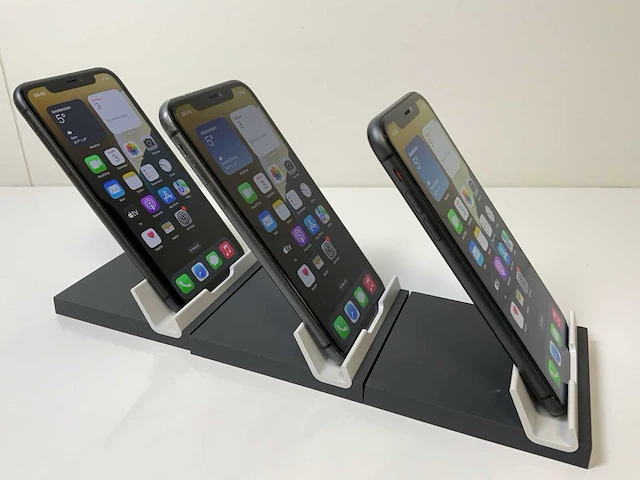 Apple iphone 11 - 128 gb - zwart (3x) - afbeelding 3 van  5