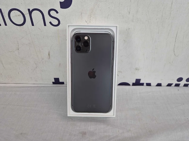 Apple iphone 11 - 128gb - zwart - afbeelding 2 van  2