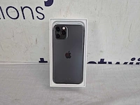 Apple iphone 11 - 128gb - zwart - afbeelding 2 van  2